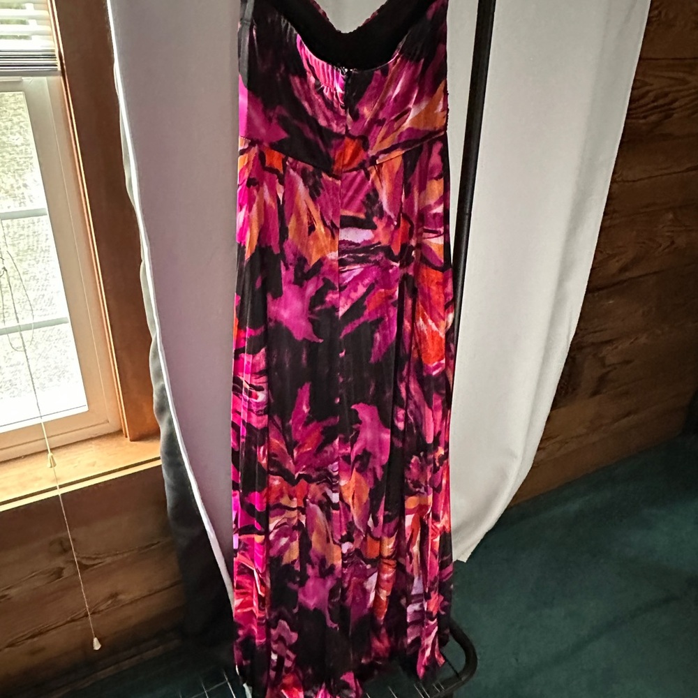 Floral Formal - Picture 2 of 4